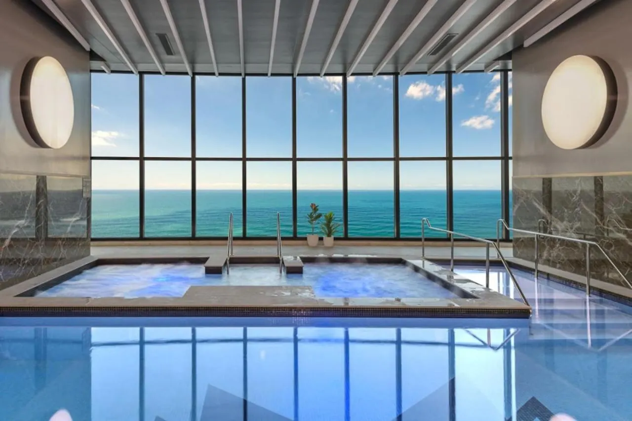 Stunning Ocean View 2 Bedroom Surfers Paradise Gold Coast Apartment